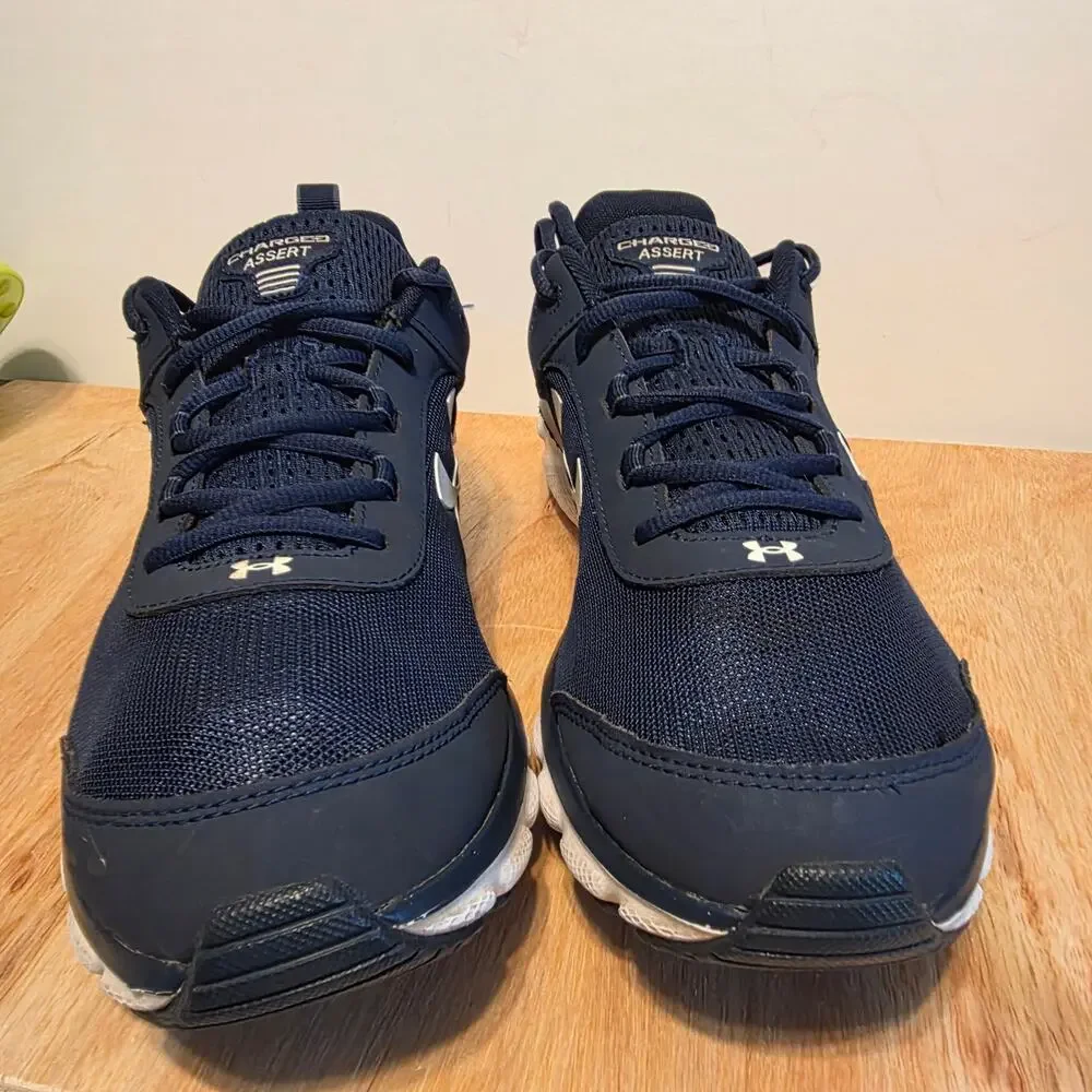 Men's Under Aurmour Charged assert 9 running Shoes Navy Blue Size 11.5